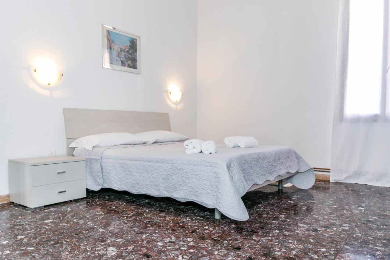 Appartement 11 Venice Garden Private Garden Parking Free à Marghera Extérieur photo